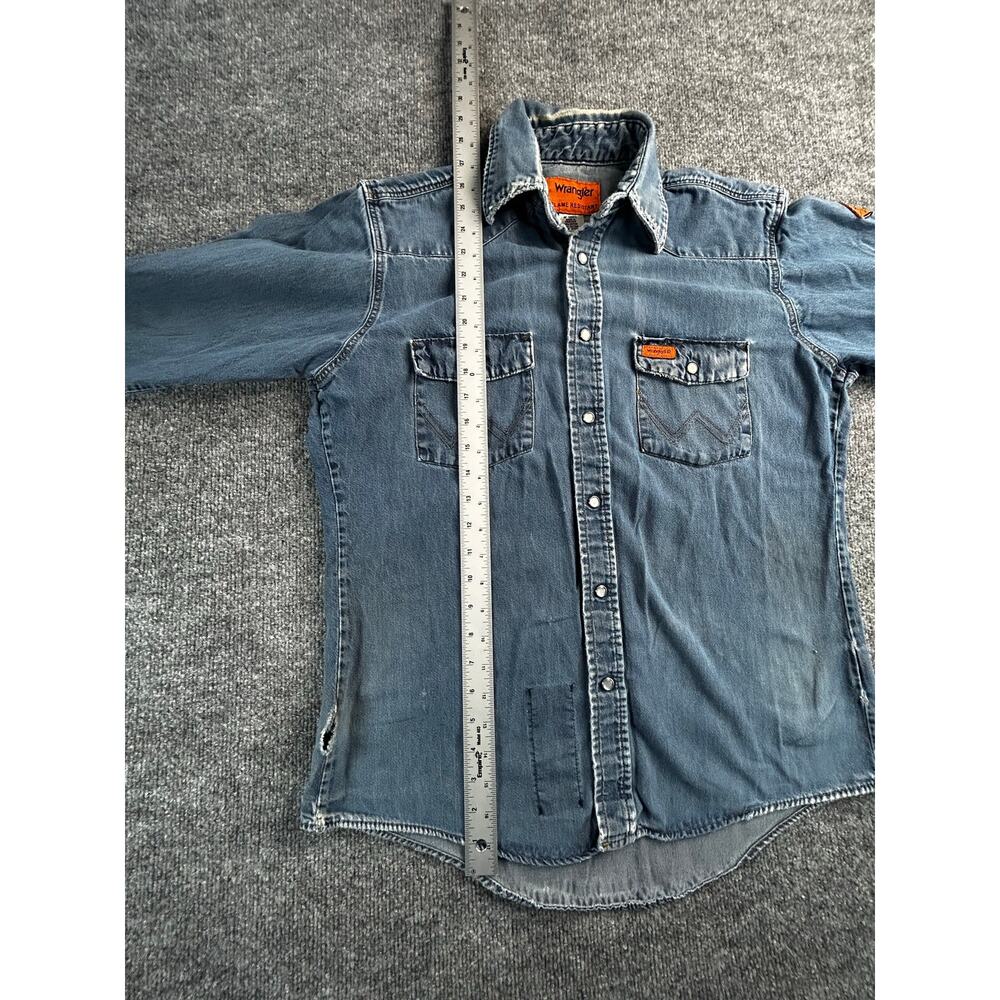 Wrangler FR Flame Resistant Western Denim Work Shirt Men's Medium Regular - Picture 9 of 16